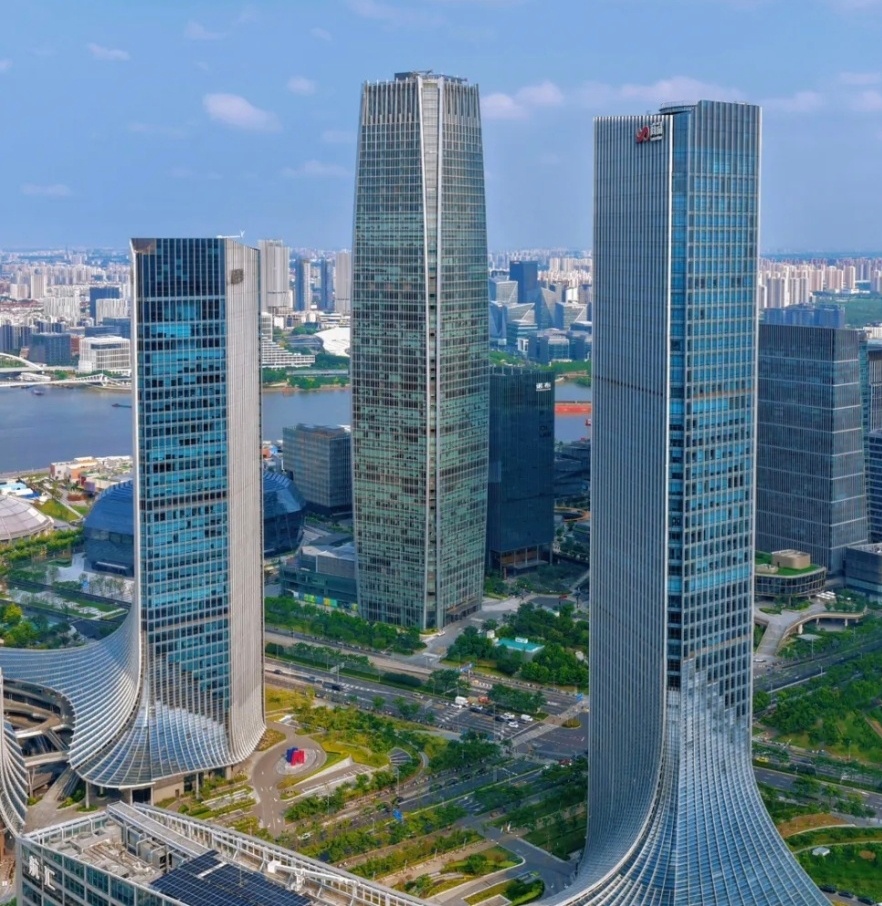 西岸智塔外观全景